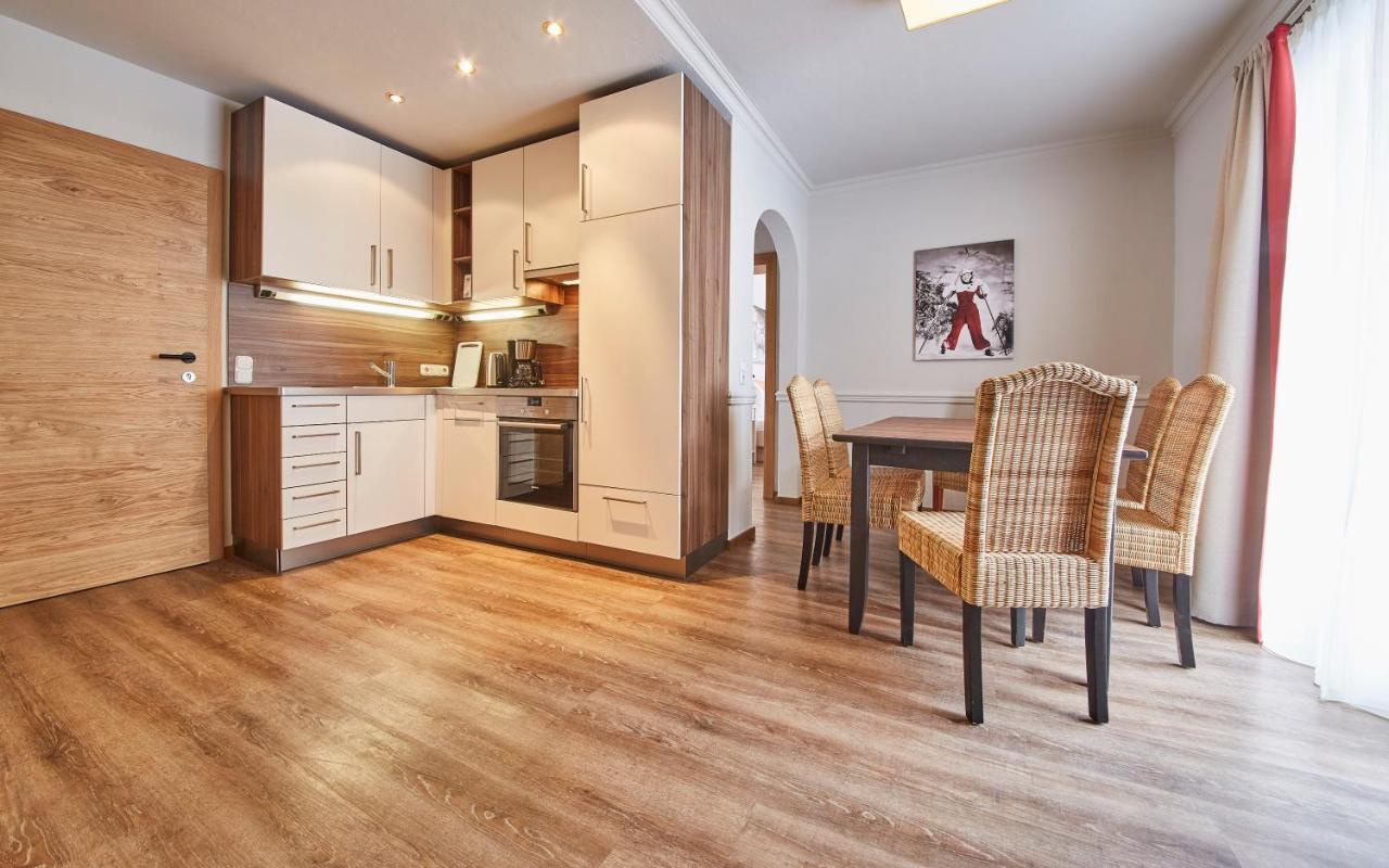 Huettl Relax Appartements ザールバッハ・ヒンターグレム エクステリア 写真