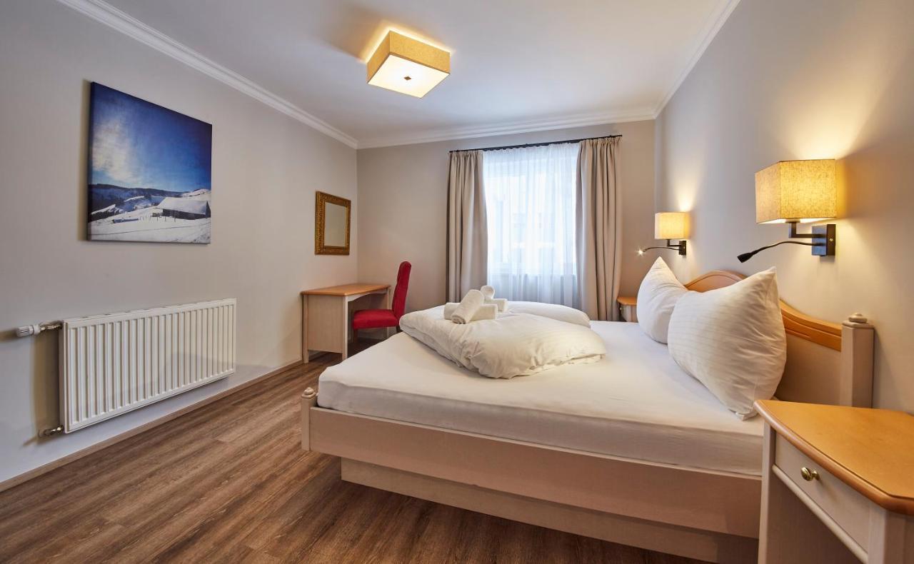 Huettl Relax Appartements ザールバッハ・ヒンターグレム エクステリア 写真