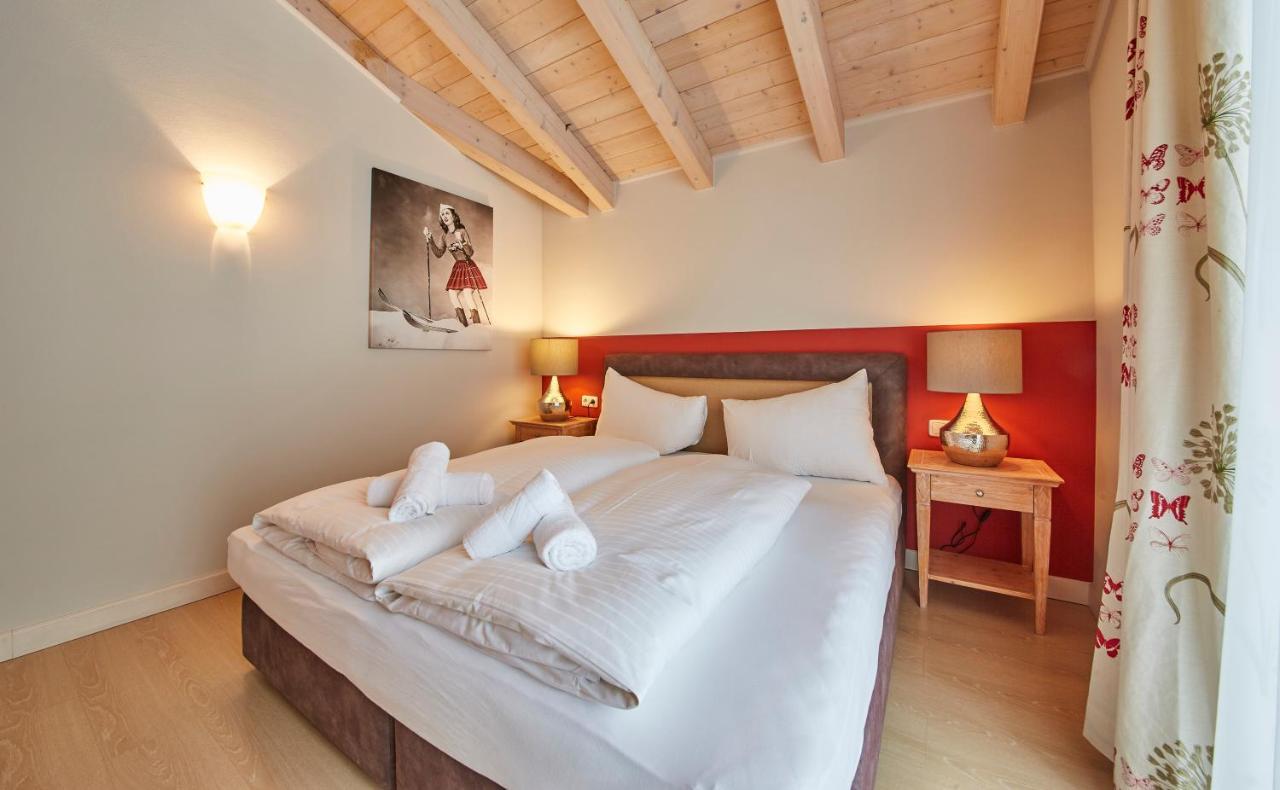 Huettl Relax Appartements ザールバッハ・ヒンターグレム エクステリア 写真