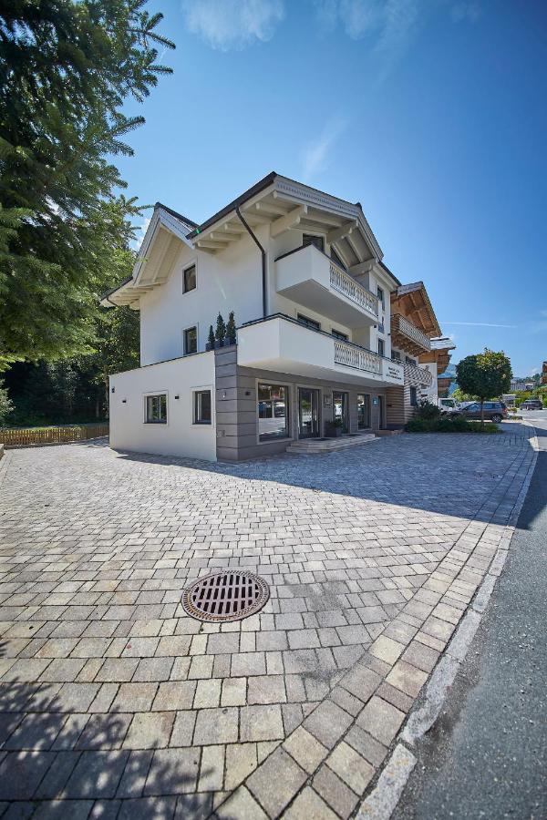 Huettl Relax Appartements ザールバッハ・ヒンターグレム エクステリア 写真